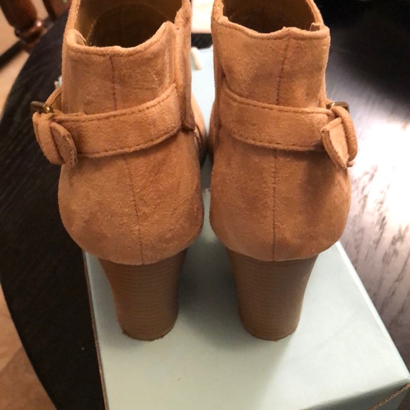 Faux Swede Shoes - Picture 3 of 3